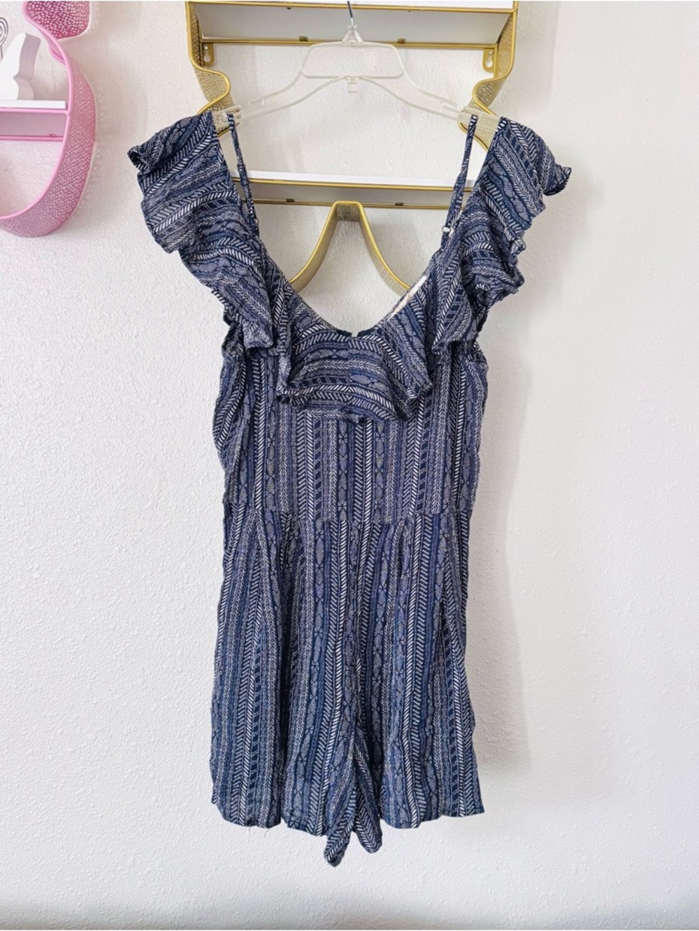 Rewind Ruffle Zip-Back Shorts Romper - Picture 2 of 7